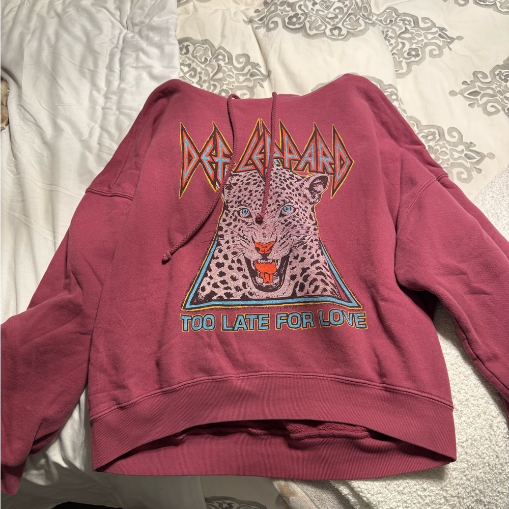 Daydreamer Pink Graphic Sweatshirt